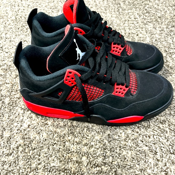 Jordan 4 Red Thunders